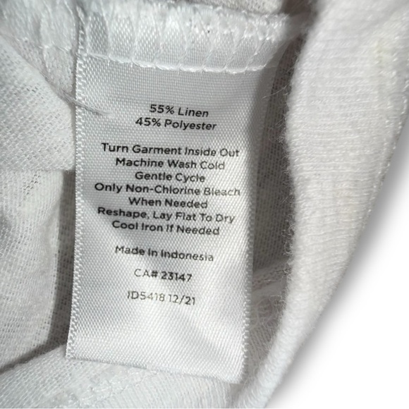 TALBOTS DROP SHOULDER V-NECK TEE - Plus 1X White - Picture 13 of 13